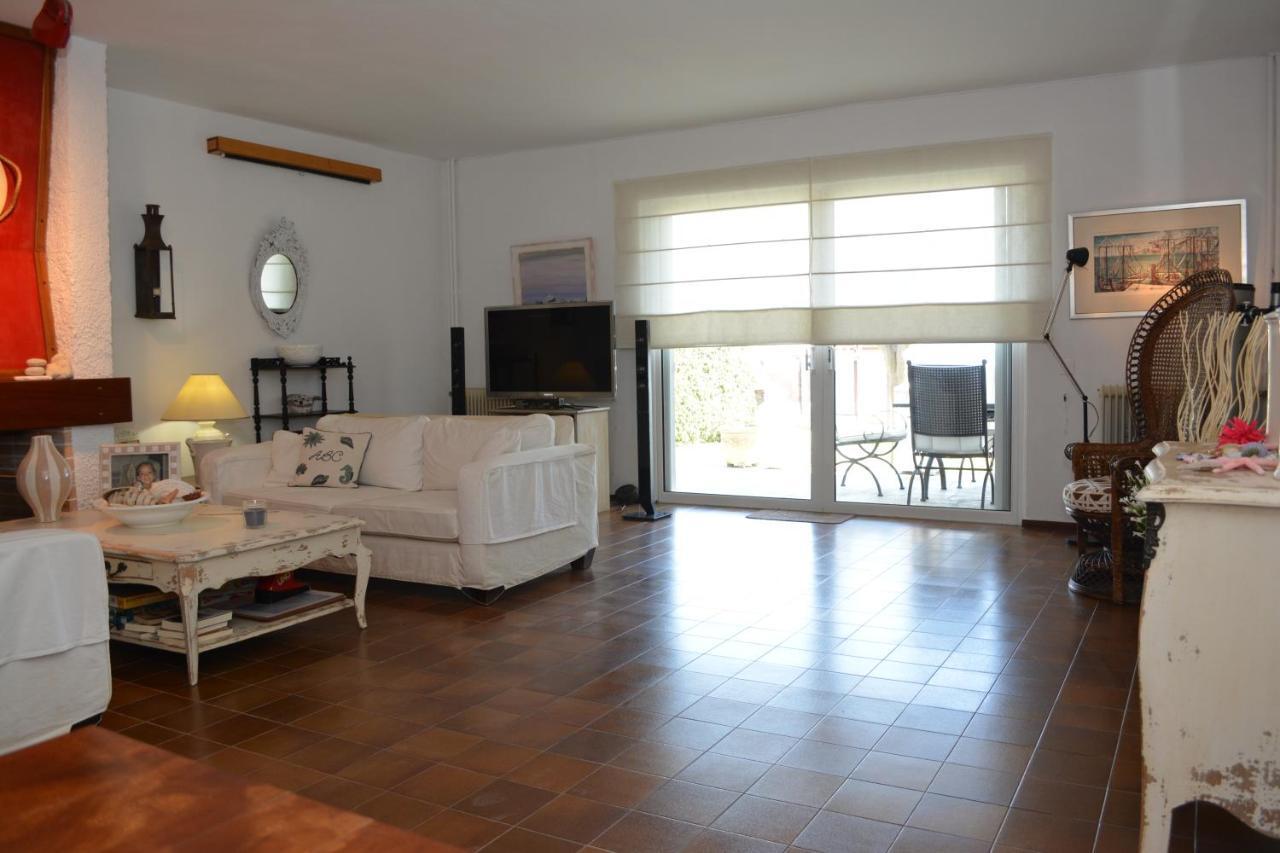 לונגוס Private Luxury Villa My Beach House מראה חיצוני תמונה